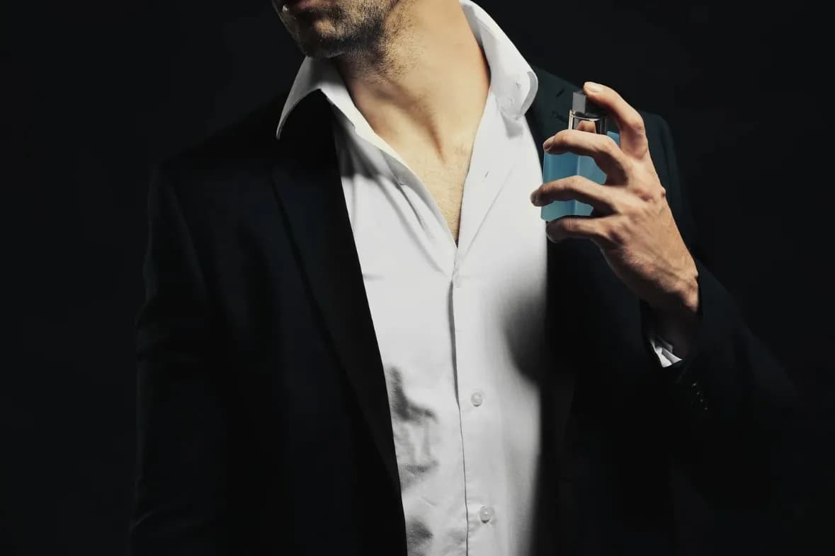 Męskie perfumy, które podniecają kobiety: Poznaj tajniki uwodzenia zapachem