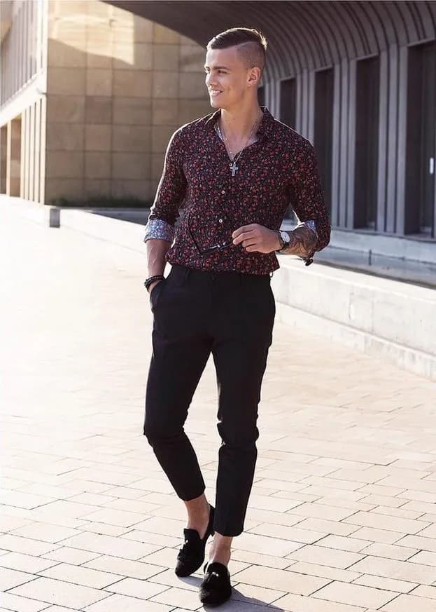 Czarne mokasyny męskie stylizacje: Modne zestawienia, które zachwyca każdego