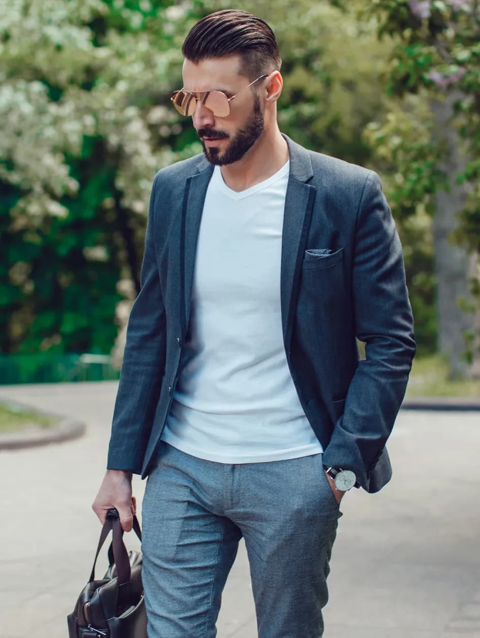 Eleganckie stylizacje męskie. Jak nie popełnić modowej wpadki w każdej sytuacji